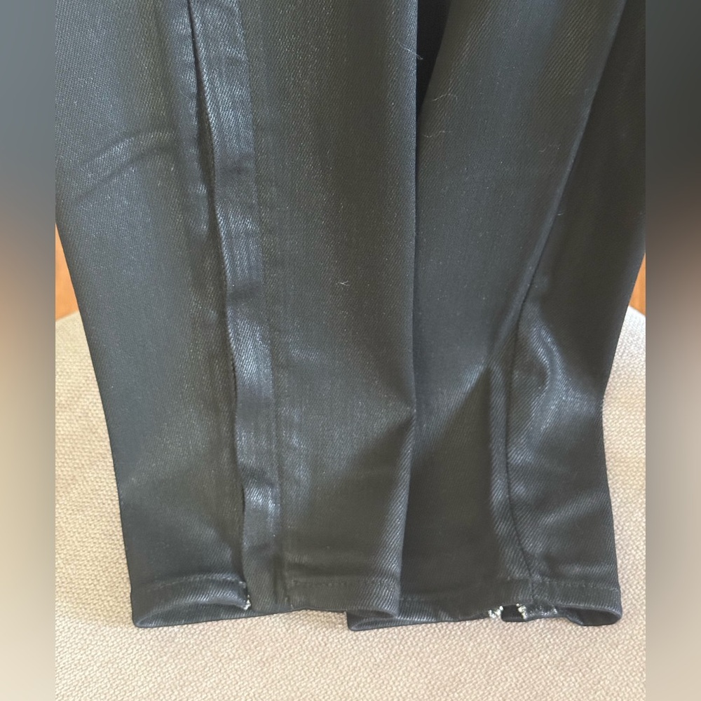 J BRAND Ashton black Skinny Coated Cargo Jean Size: 27 - Picture 5 of 8